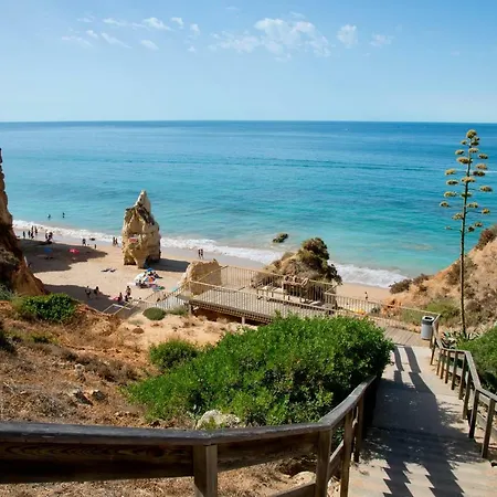 Beach 2min Walk Портиман